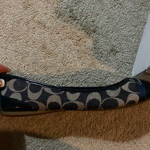 Size 8.5 navy blue coach flats
